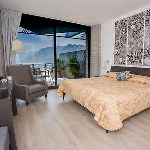 Deluxe Zimmer mit Kingsize-Bett